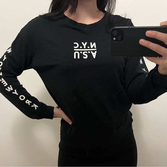 H&M sweater - Picture 2 of 2